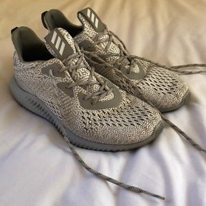 Adidas Alpha Bounce